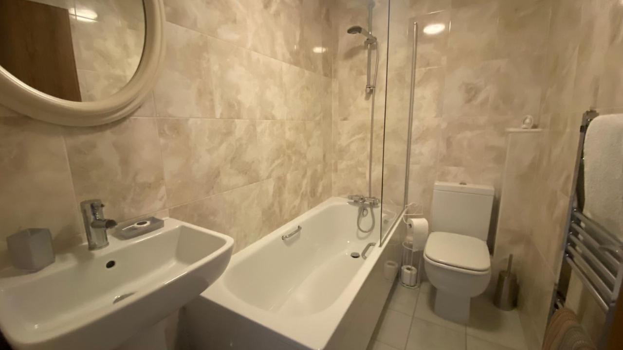 Comfy 2 Bed House Located At Wareham Train Station Villa Exterior foto